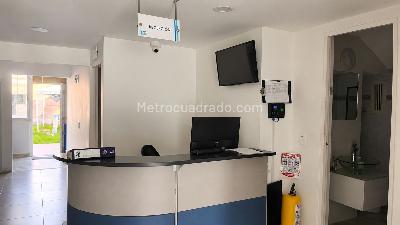 Casa en venta en Las Villas, Bogotá · foto 2 de 12