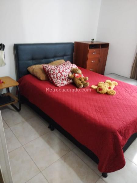 Piso – Bogotá, Verbenal, Localidad Usaquén - Más
