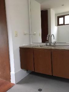 Apartamento de 3 alcobas en venta en Santa Ana Occidental, Bogotá, 94 m² · foto 3 de 13