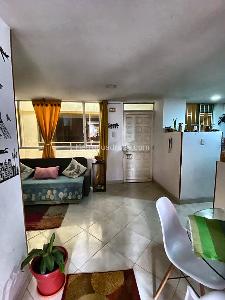 Apartamento de 3 alcobas en venta en Claret, Bogotá, 58 m² · foto 2 de 13