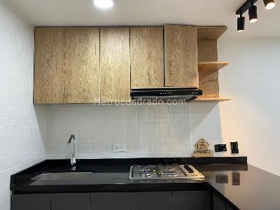 Apartamento de 2 alcobas en venta en Altos De Fontibon Ph, Bogotá, 33 m² · foto 6 de 8