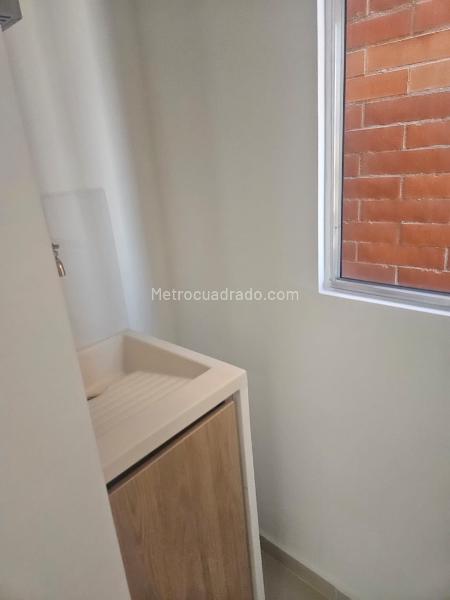 Piso – Envigado, La Mina, Valle de Aburrá - Más