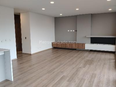 Apartamento de 3 alcobas en venta en Salitre, Bogotá, 122 m² · foto 3 de 19