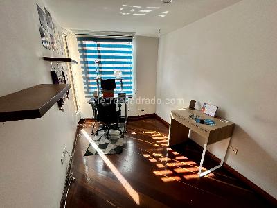 Apartamento de 3 alcobas en venta en El Cedro, Bogotá, 102 m² · foto 10 de 20