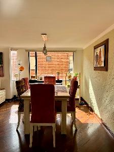 Apartamento de 3 alcobas en venta en El Cedro, Bogotá, 102 m² · foto 3 de 20