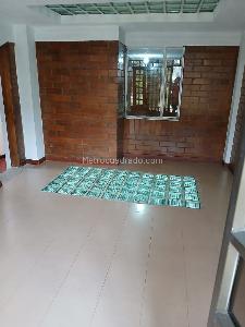 Casa de 4 alcobas en arriendo en Boita Ii Sector, Bogotá, 242 m² · foto 11 de 20