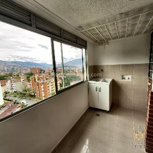 Apartamento de 3 alcobas en venta en Laureles Campestre, Medellín, 100 m² · foto 12 de 18