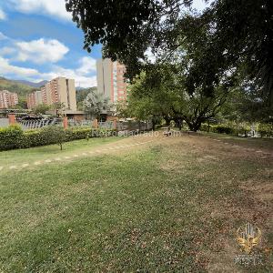 Apartamento de 3 alcobas en venta en Laureles Campestre, Medellín, 100 m² · foto 15 de 18