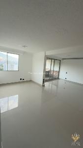 Apartamento de 3 alcobas en venta en Laureles Campestre, Medellín, 100 m² · foto 2 de 18