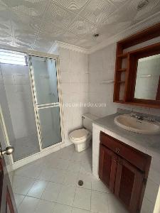 Apartamento de 2 alcobas en venta en Conquistadores, Medellín, 117 m² · foto 10 de 20