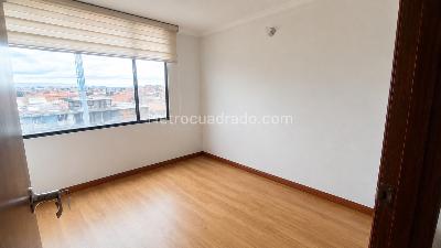 Apartamento de 3 alcobas en venta en La Trinidad, Bogotá, 59 m² · foto 4 de 19