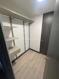 Apartaestudio en venta en El Poblado Villa Carlota, Medellín, 47 m² · foto 6 de 20