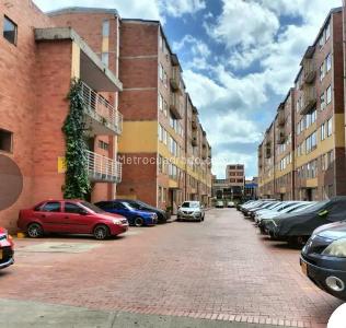 Apartamento en venta en Bosa, Bogotá · foto 2 de 18