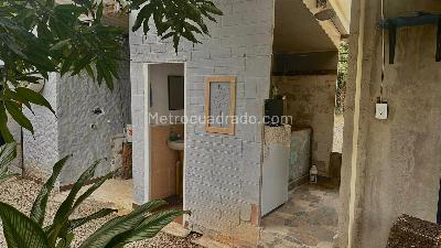 Casa de 3 alcobas en venta en Vereda Barcelona, Villavicencio, 420 m² · foto 14 de 17