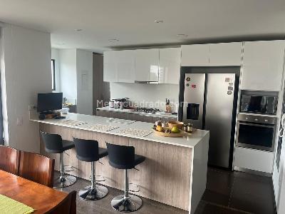 Apartamento de 3 alcobas en venta en Prados De La Calleja, Bogotá, 140 m² · foto 17 de 19