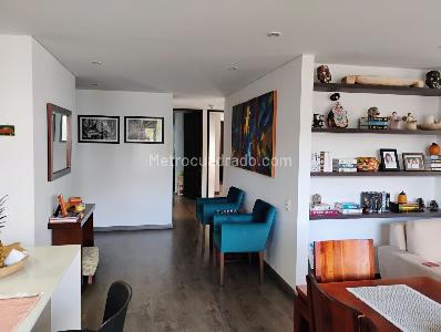 Apartamento de 3 alcobas en venta en Prados De La Calleja, Bogotá, 140 m² · foto 2 de 19