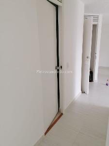 Apartamento de 3 alcobas en venta en Bosque De Modelia, Bogotá, 61 m² · foto 9 de 20