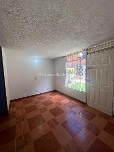 Casa de 2 alcobas en venta en Ciudad Tintal Ii, Bogotá, 51 m² · foto 2 de 17