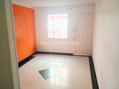 Casa en venta en Costa Azul Suba, Bogotá · foto 2 de 13