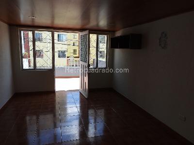 Casa de 4 alcobas en venta en Villa Claudia, Bogotá, 160 m² · foto 10 de 14