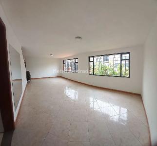 Casa de 5 alcobas en venta en Normandia, Bogotá, 321 m² · foto 2 de 20