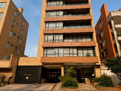 Apartamento en venta en Santa Barbara, Bogotá · foto 14 de 19