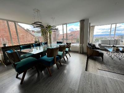 Apartamento en venta en Los Rosales, Bogotá · foto 3 de 19
