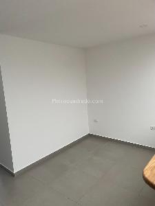 Apartaestudio en arriendo en La Perseverancia, Bogotá, 25 m² · foto 5 de 12