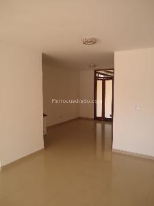 Casa de 3 alcobas en venta en El Trapiche, Villavicencio, 150 m² · foto 2 de 15