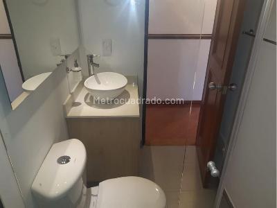 Apartamento de 3 alcobas en venta en Ciudad Salitre Nor Oriental Teusaquillo, Bogotá, 73 m² · foto 9 de 16