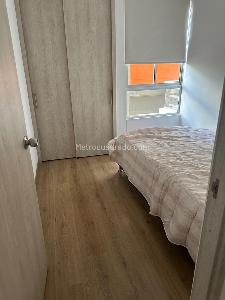 Apartamento de 3 alcobas en venta en Calle Nueva, Sabaneta, 63 m² · foto 13 de 16