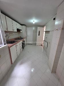 Apartamento de 2 alcobas en venta en El Batán, Bogotá, 75 m² · foto 5 de 16