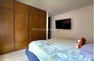 Apartamento de 3 alcobas en venta en Bella Suiza, Bogotá, 286 m² · foto 9 de 10