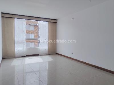 Apartamento de 3 alcobas en venta en Colina Campestre, Bogotá, 67 m² · foto 2 de 20