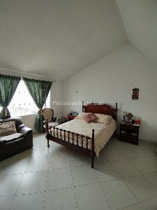 Casa en venta en San Nicolas, Bogotá · foto 8 de 20