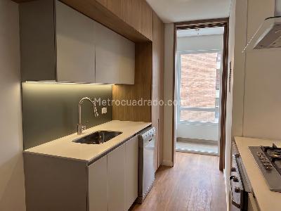 Apartamento en venta en Santa Barbara, Bogotá · foto 4 de 14