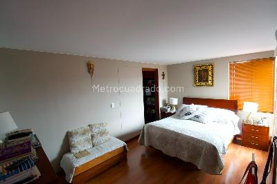 Apartamento de 3 alcobas en venta en Parque Central Pontevedra, Bogotá, 72 m² · foto 11 de 17