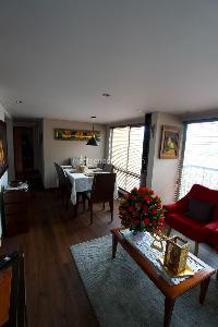 Apartamento de 3 alcobas en venta en Parque Central Pontevedra, Bogotá, 72 m² · foto 2 de 17