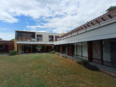 Casa de 3 alcobas en venta en Rincón Matapalo, Palmira, 1900 m² · foto 7 de 8