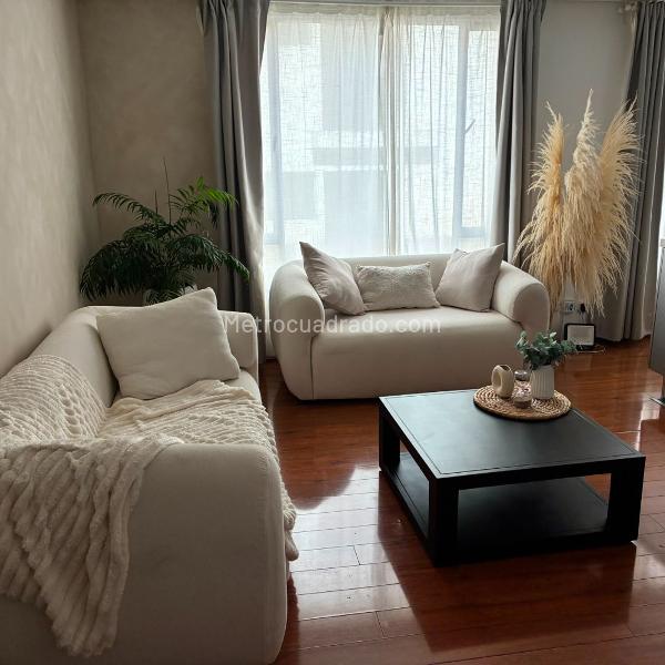 Piso – Bogotá, Santa Bárbara, Localidad Usaquén - Más