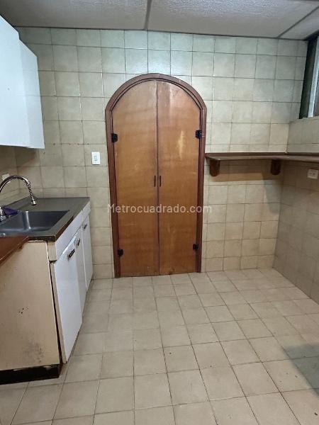 Local Comercial en Arriendo, CASTELLANA Zona Urbana, Bogotá D.C. - Más