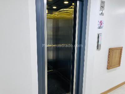 Apartamento de 3 alcobas en venta en Chico Norte, Bogotá, 116 m² · foto 10 de 14