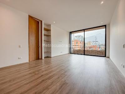 Apartamento de 2 alcobas en arriendo en Chico, Bogotá, 114 m² · foto 2 de 14