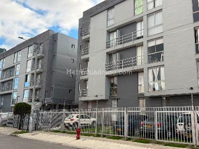 Apartamento de 2 alcobas en venta en Verbenal, Bogotá, 53 m² · foto 5 de 19