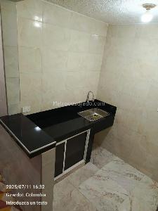 Casa de 2 alcobas en venta en Gaitan, Girardot, 59 m² · foto 2 de 6