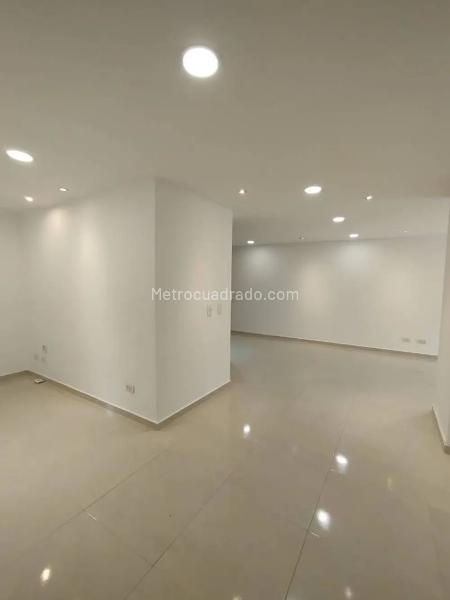 Piso – Bucaramanga, Altos del Jardín, Comuna Cabecera del Llano - Más