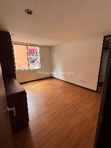 Apartamento en venta en Centro Internacional Bavaria, Bogotá · foto 14 de 19