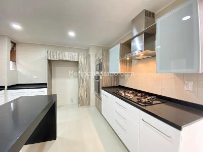 Apartamento de 5 alcobas en venta en El Prado, Bucaramanga, 218 m² · foto 13 de 16