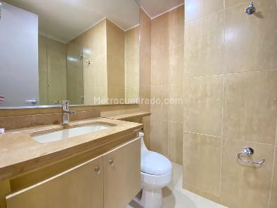 Apartamento de 5 alcobas en venta en El Prado, Bucaramanga, 218 m² · foto 3 de 16