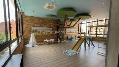 Apartamento de 3 alcobas en venta en Altos De Jardin, Bucaramanga, 198 m² · foto 11 de 13